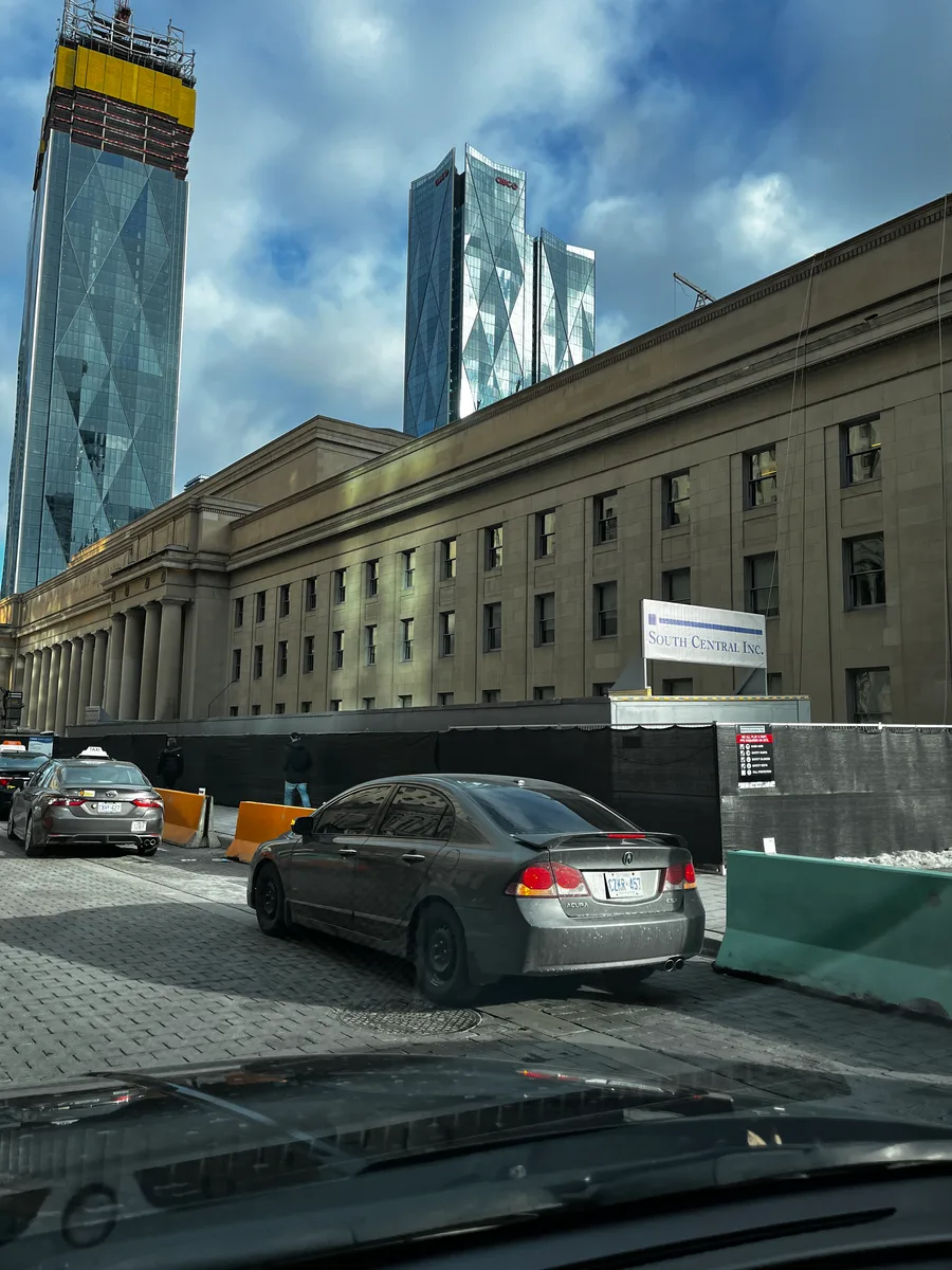 Union Station sidewalk waterproofing and heritage masonry restoration
